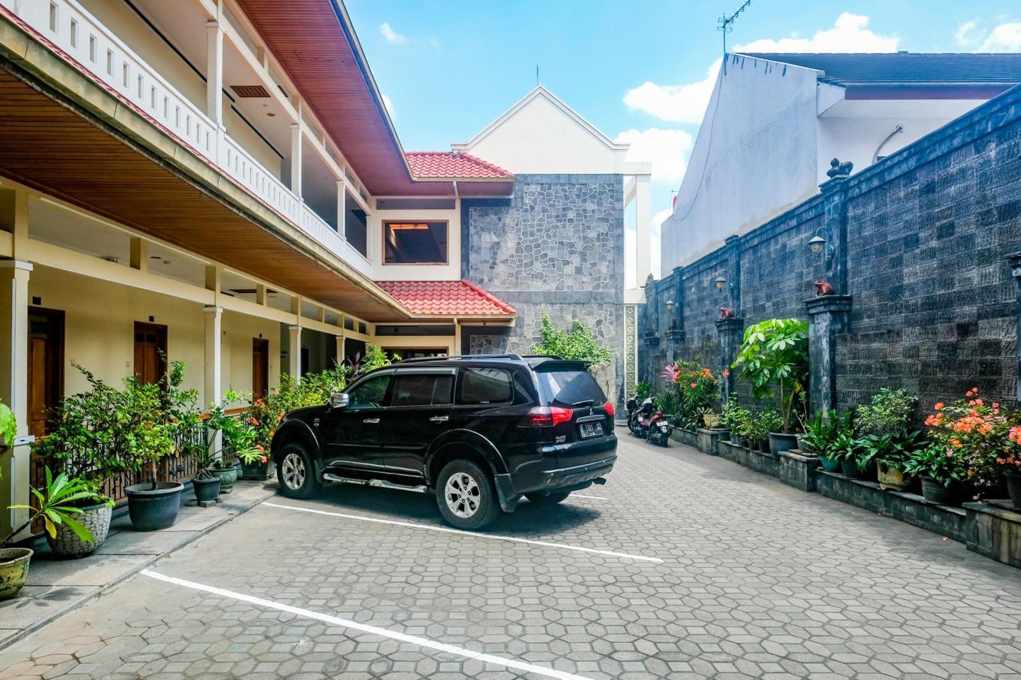 Reddoorz Near Xt Square Yogyakarta Hotel Exterior photo
