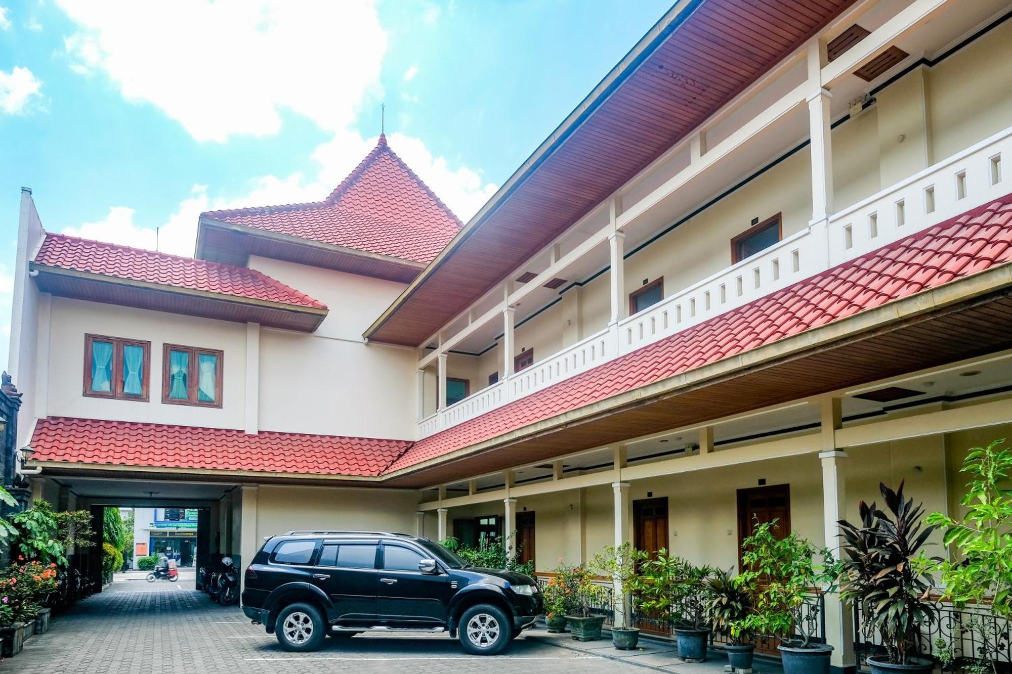 Reddoorz Near Xt Square Yogyakarta Hotel Exterior photo