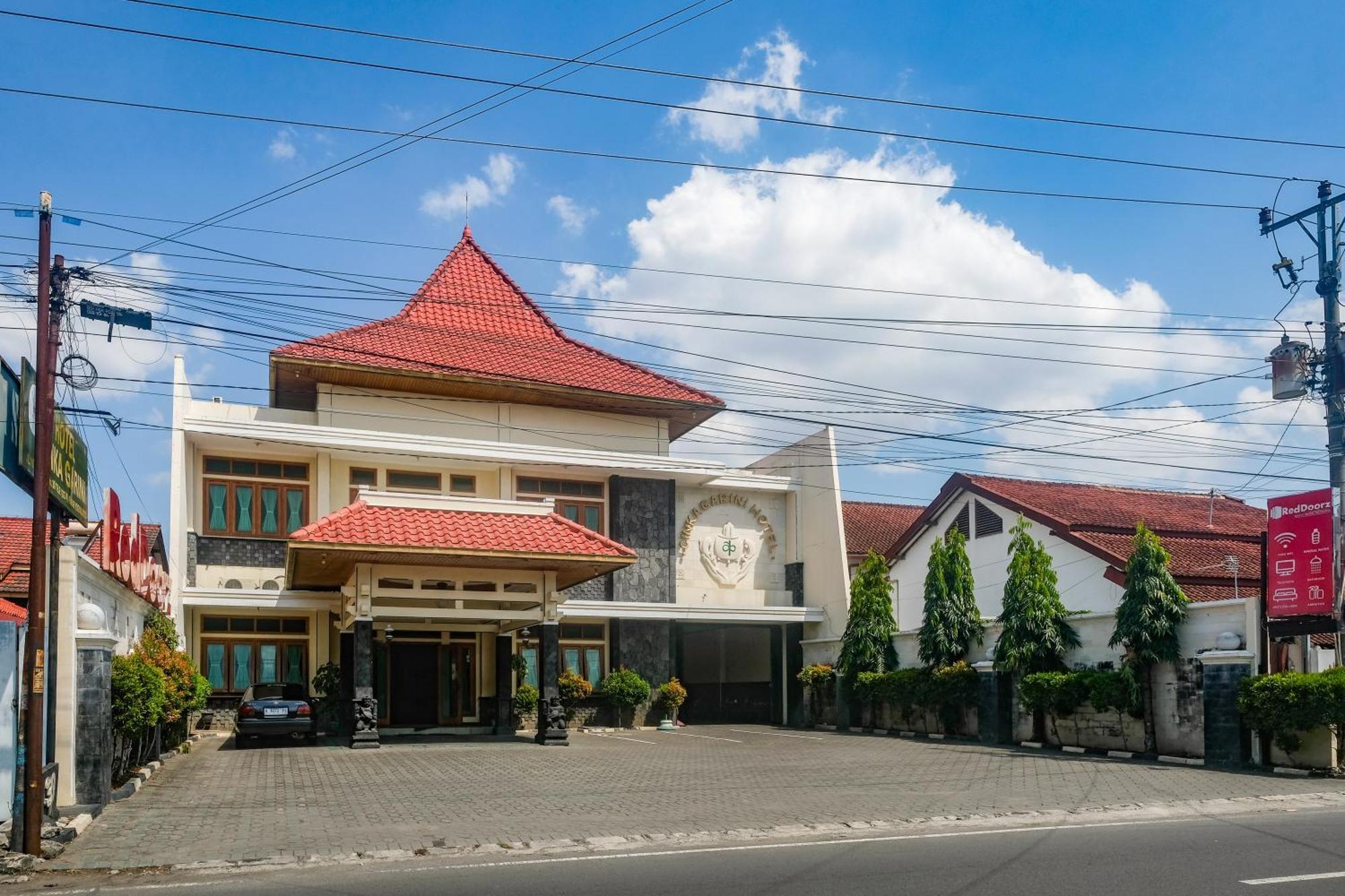 Reddoorz Near Xt Square Yogyakarta Hotel Exterior photo