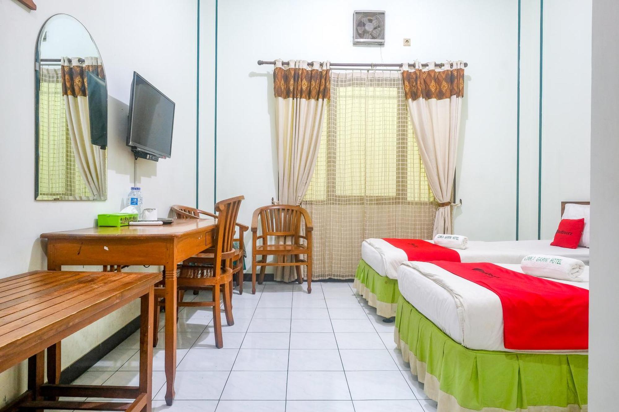 Reddoorz Near Xt Square Yogyakarta Hotel Exterior photo