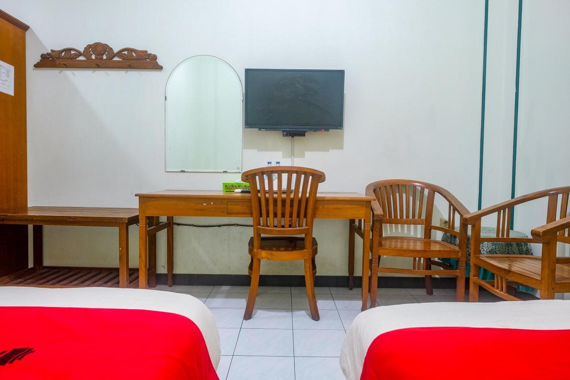 Reddoorz Near Xt Square Yogyakarta Hotel Exterior photo